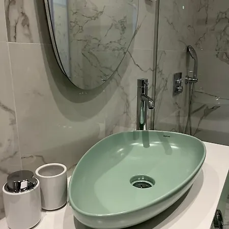 Apartman Sky West 65 Tower Belgrade